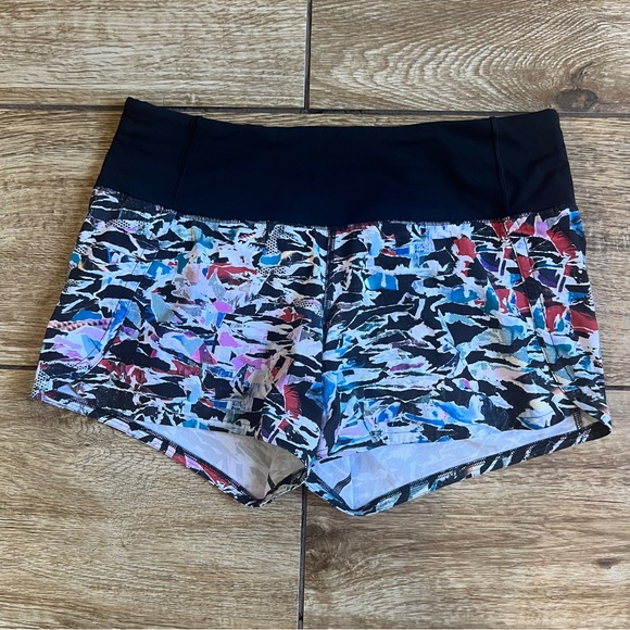 Lululemon Run Times Short II Size 4 Culture Clash Multi Black  Shorts - Picture 6 of 13